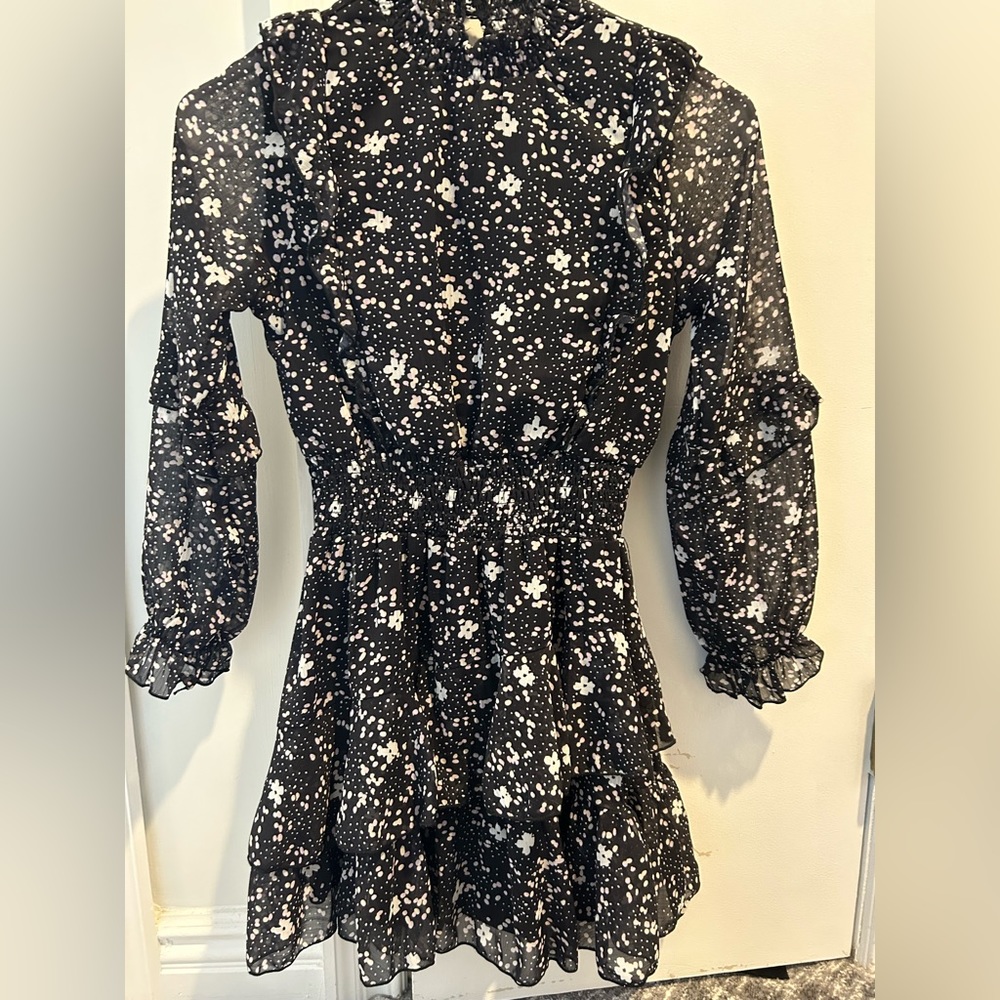 Aqua Girls Long Sleeve Ruffle Dress, Size M